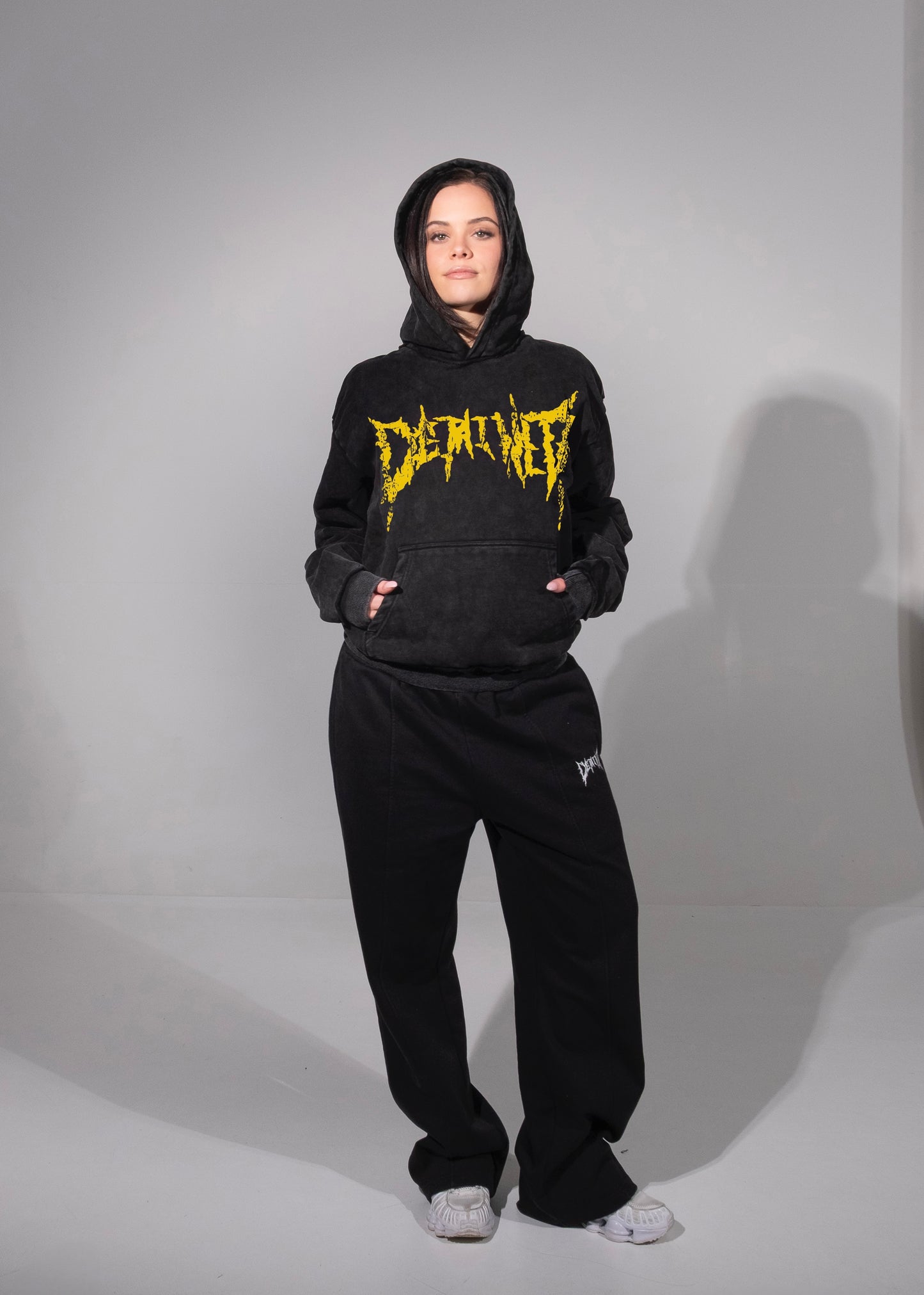 CRACKED YELLOW LOGO HOODIE
