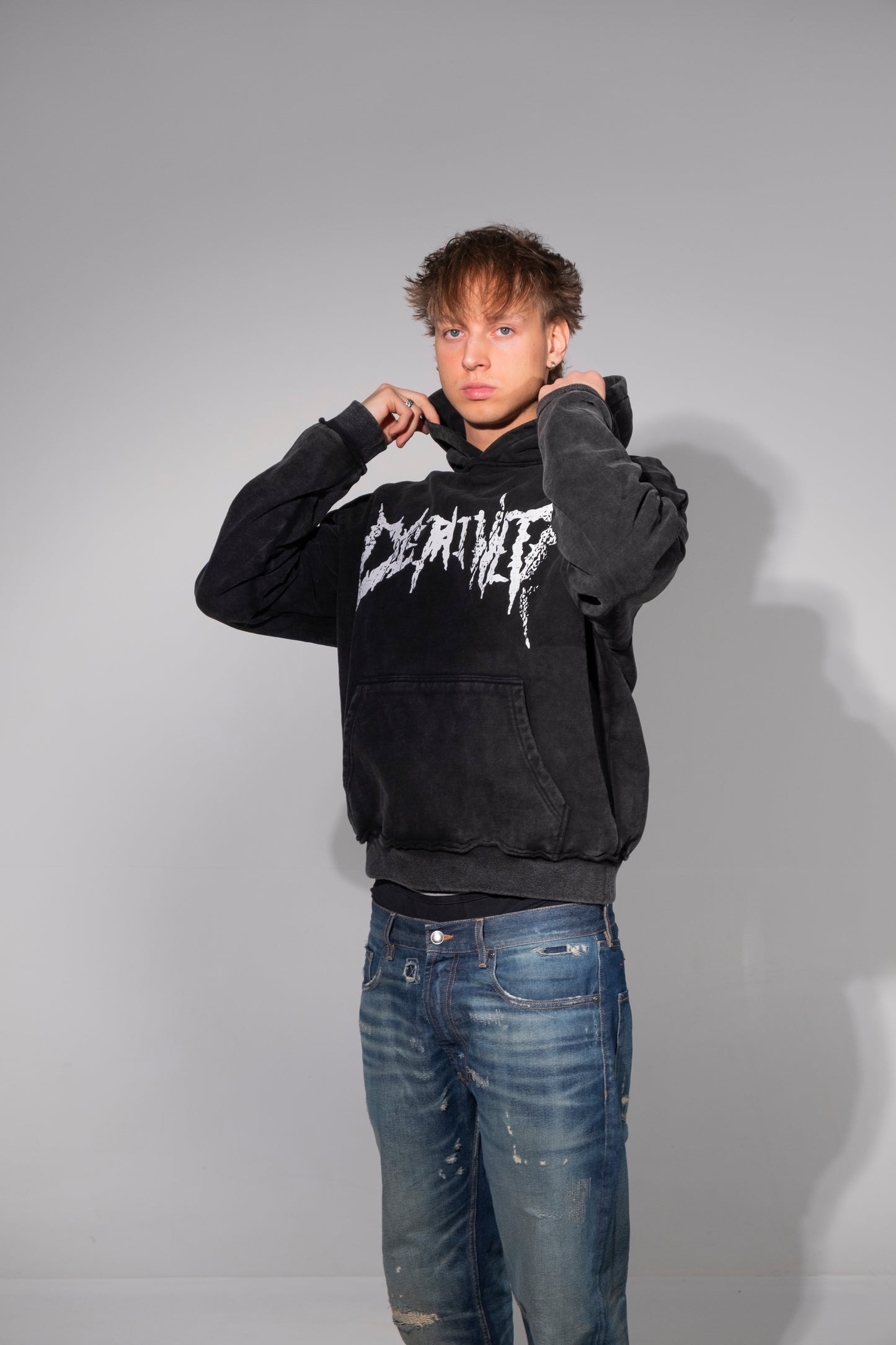 CRACKED WHITE LOGO HOODIE