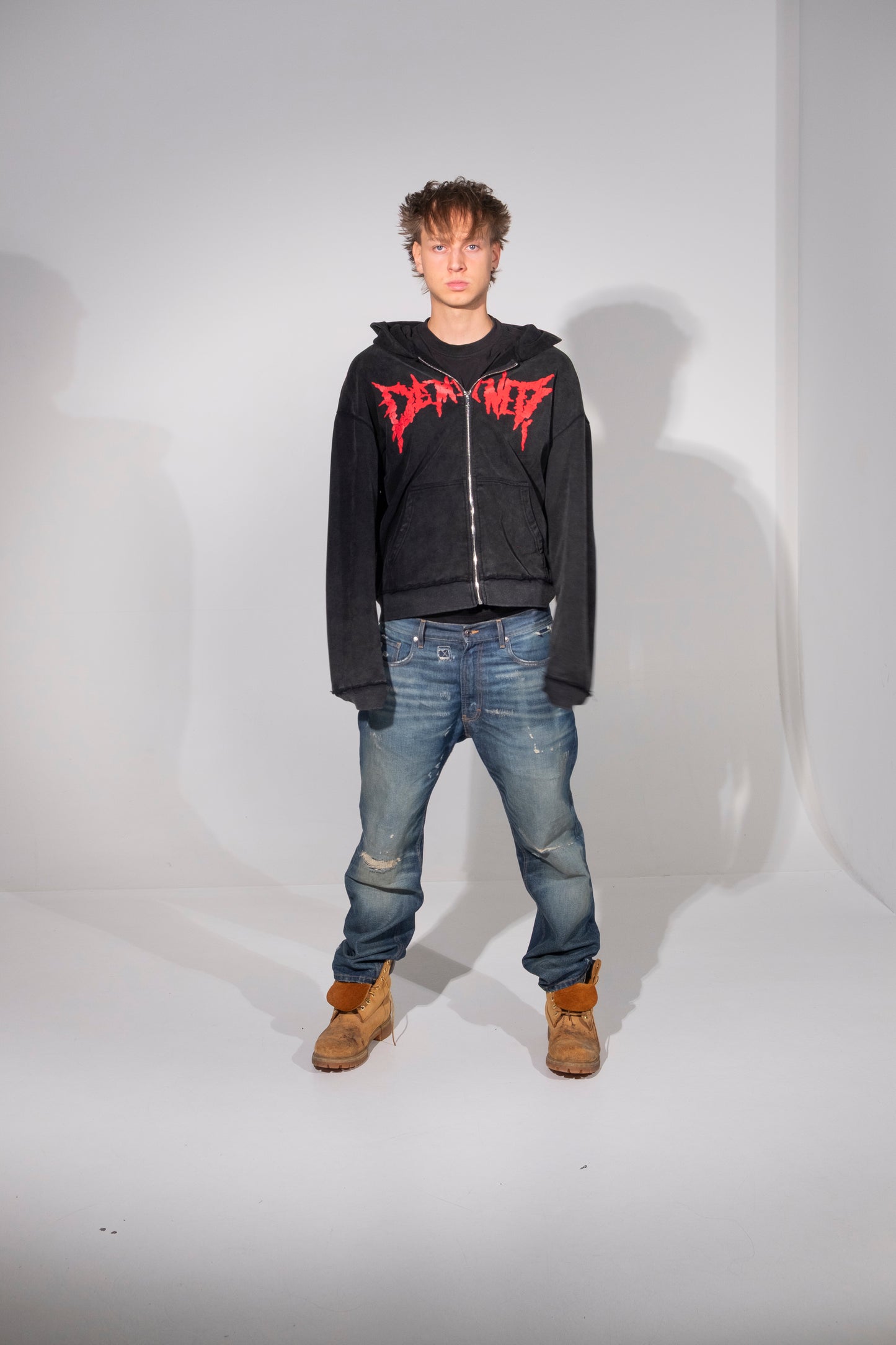 CRACKED RED LOGO ZIP UP