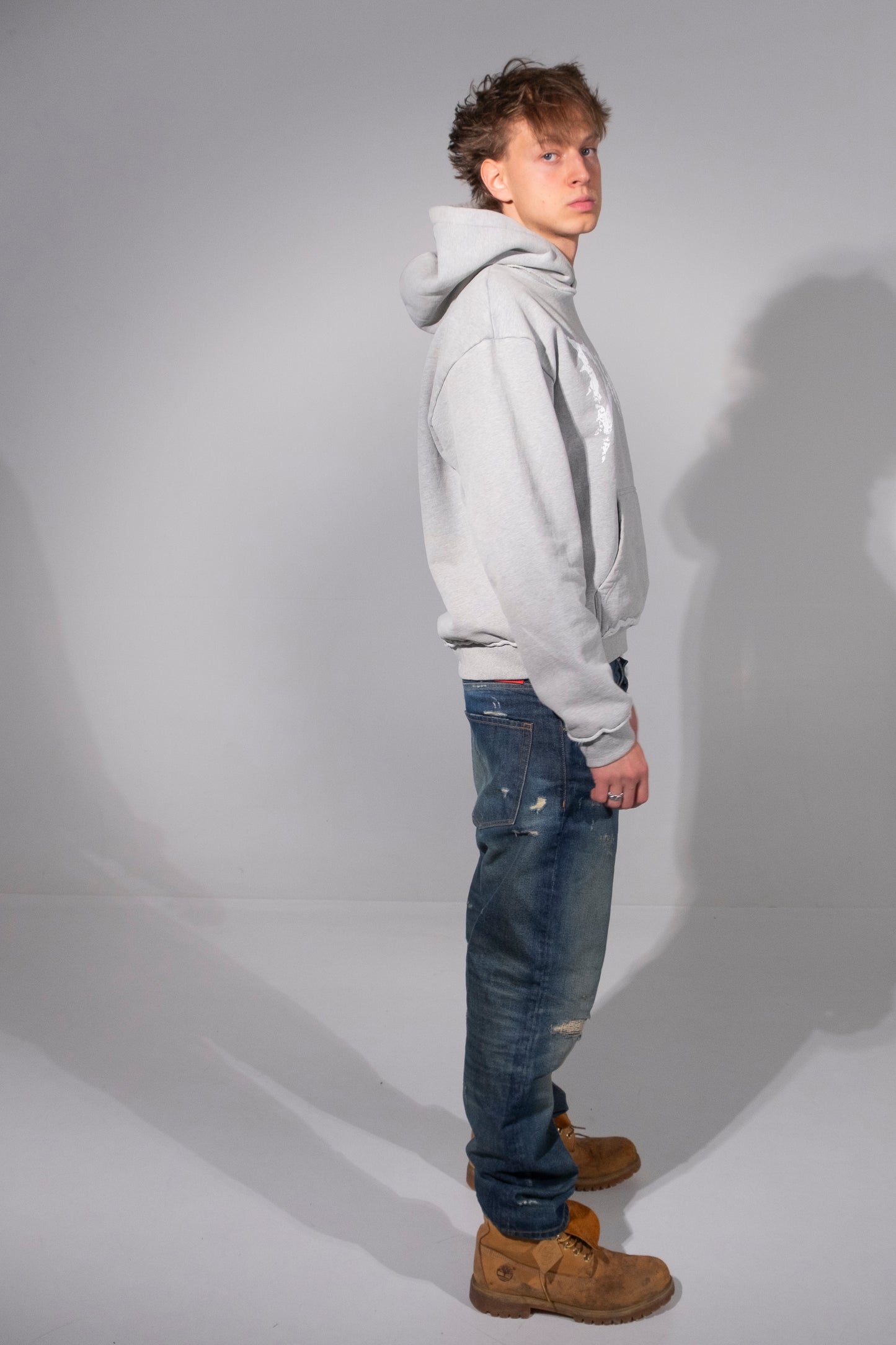 GREY CRACKED LOGO HOODIE