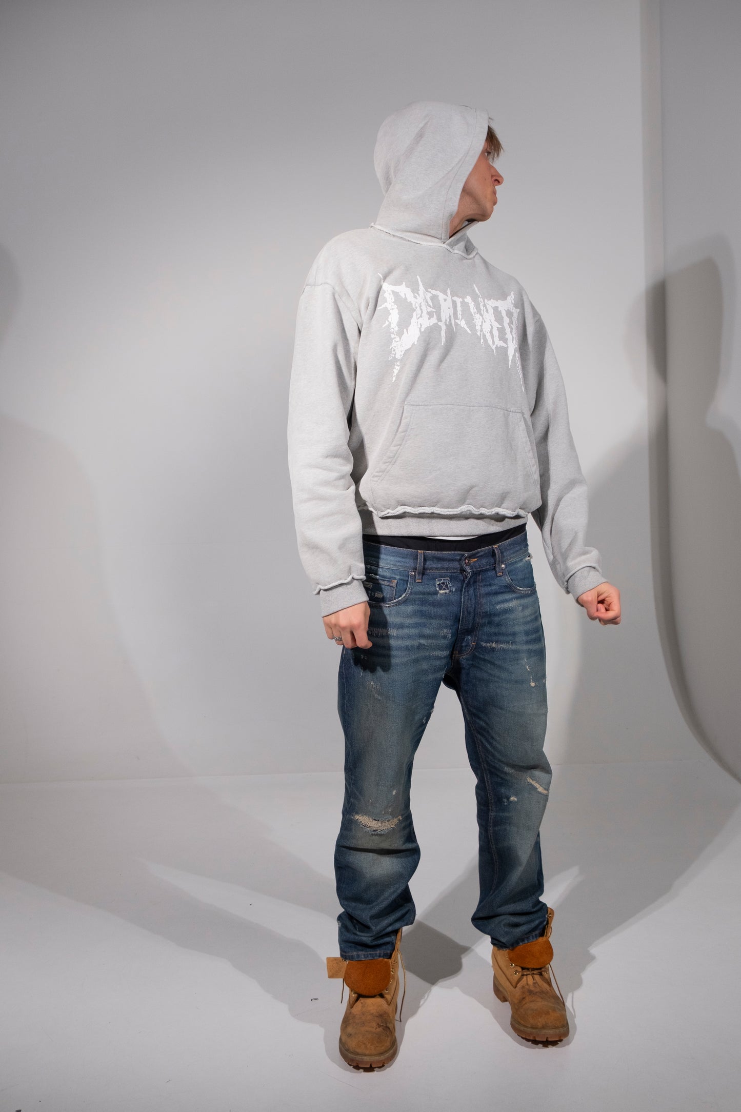 GREY CRACKED LOGO HOODIE