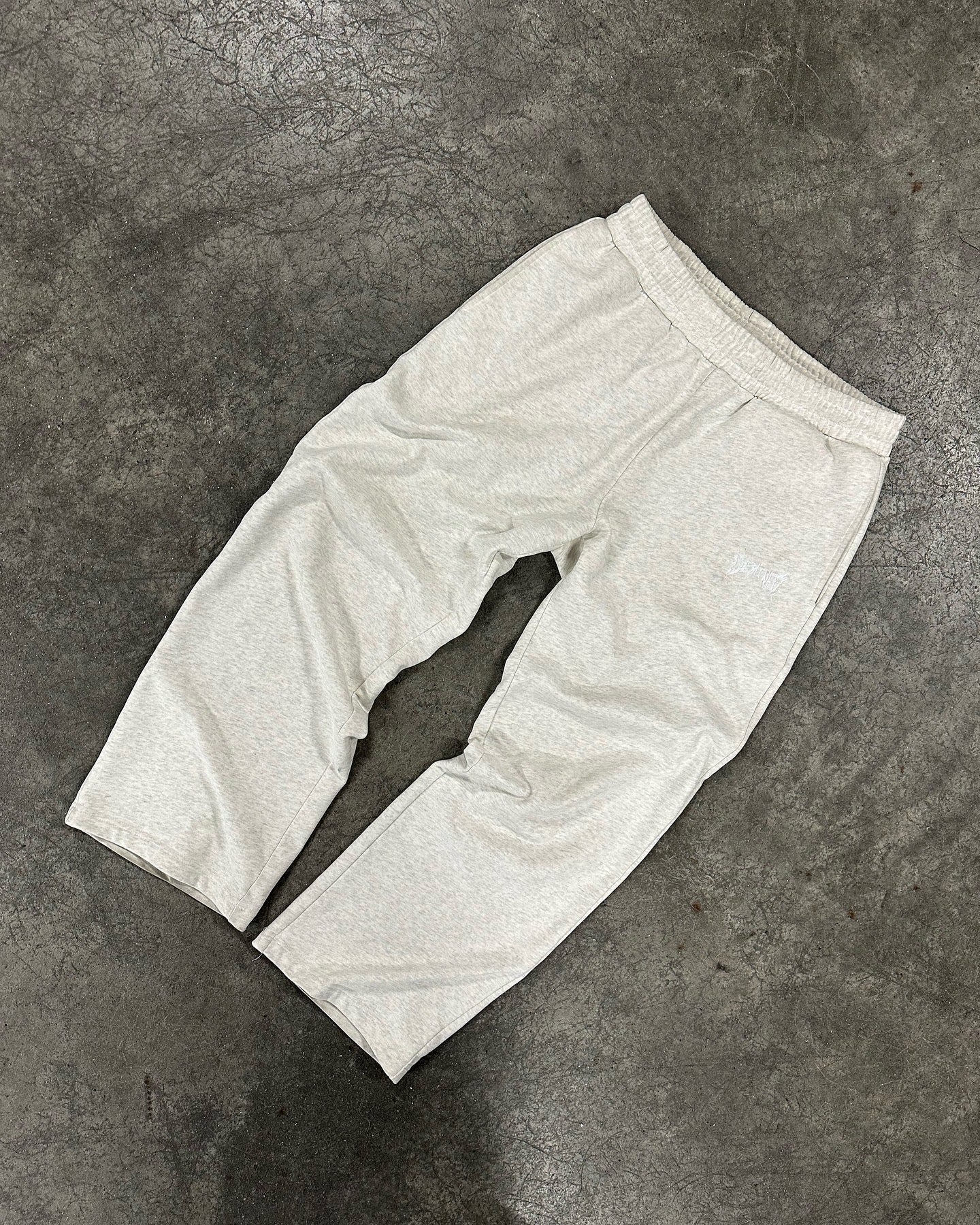 JOGGING PANTS