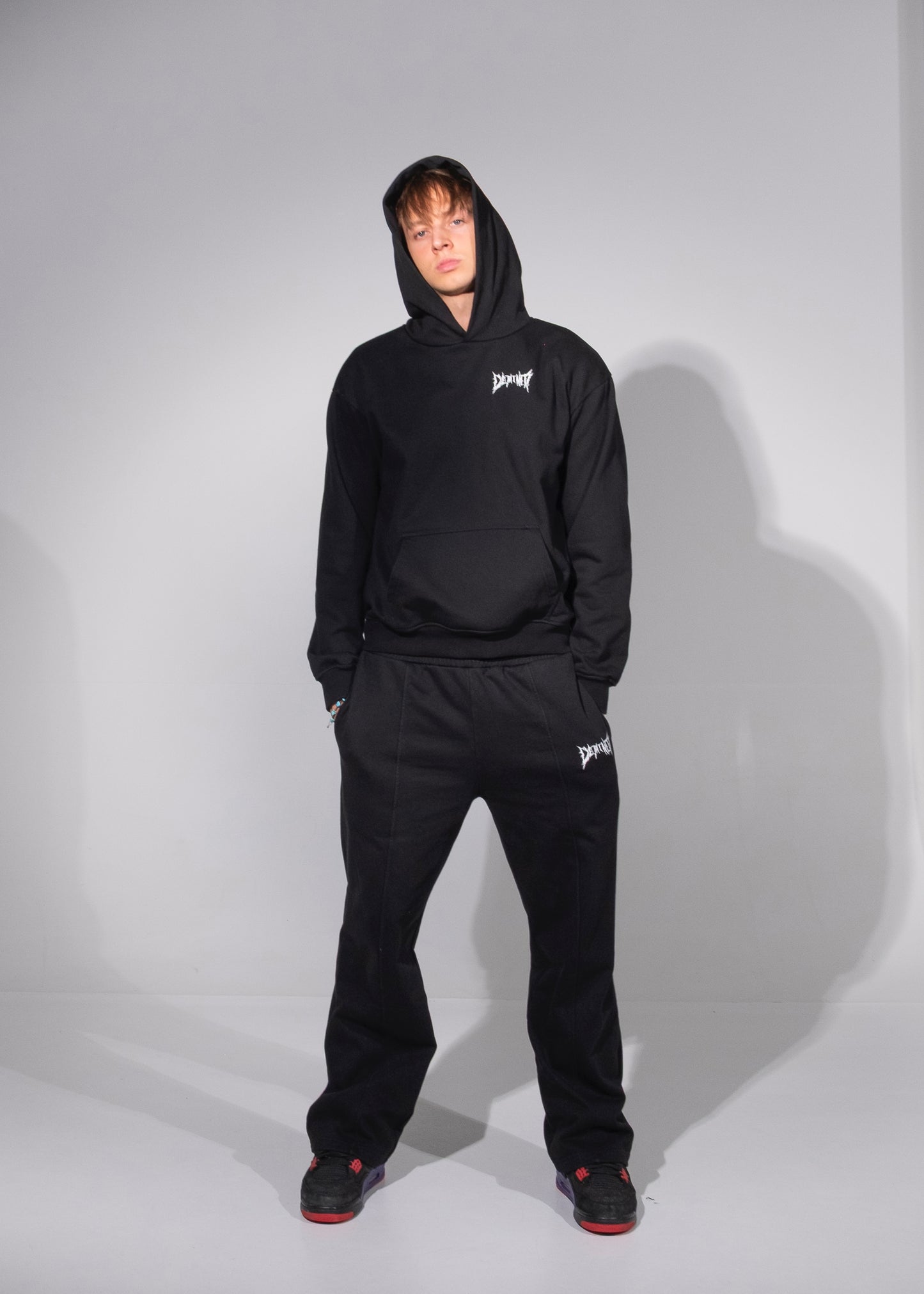 JOGGING PANTS