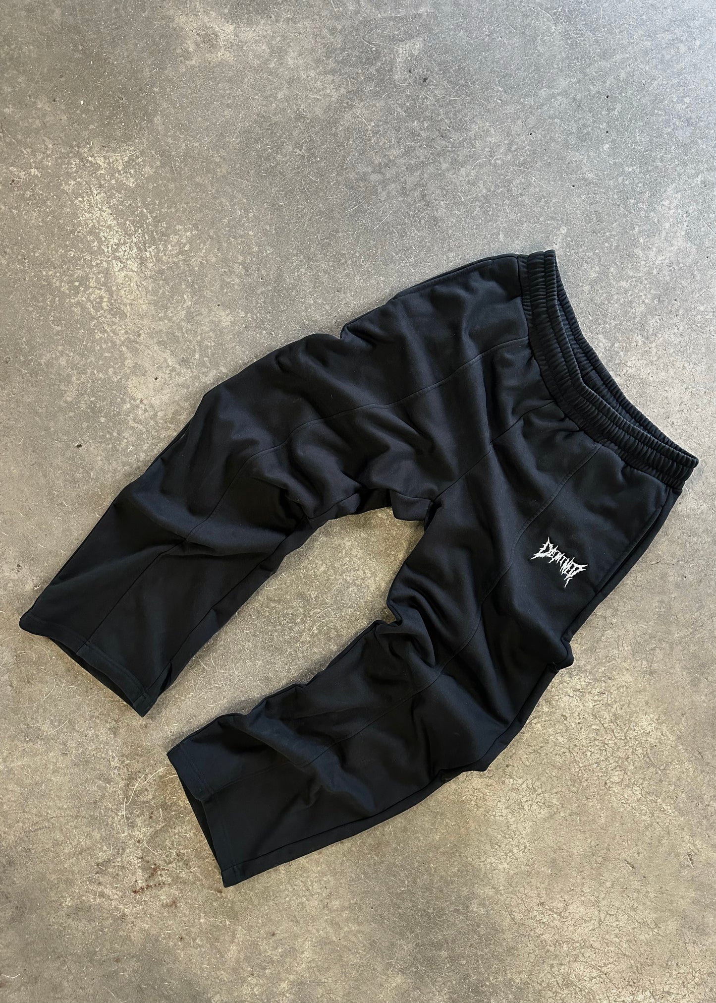 JOGGING PANTS