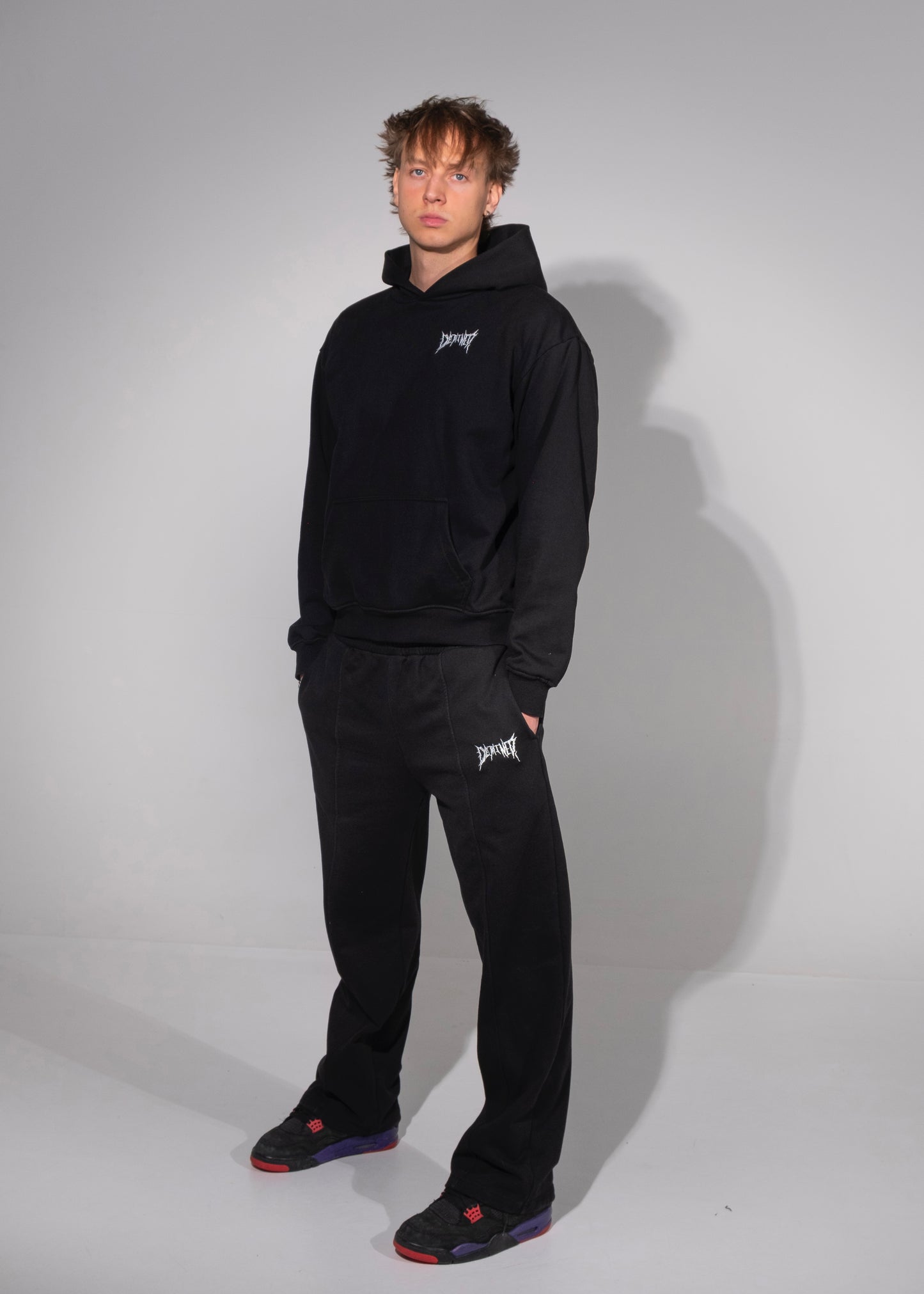 JOGGING PANTS