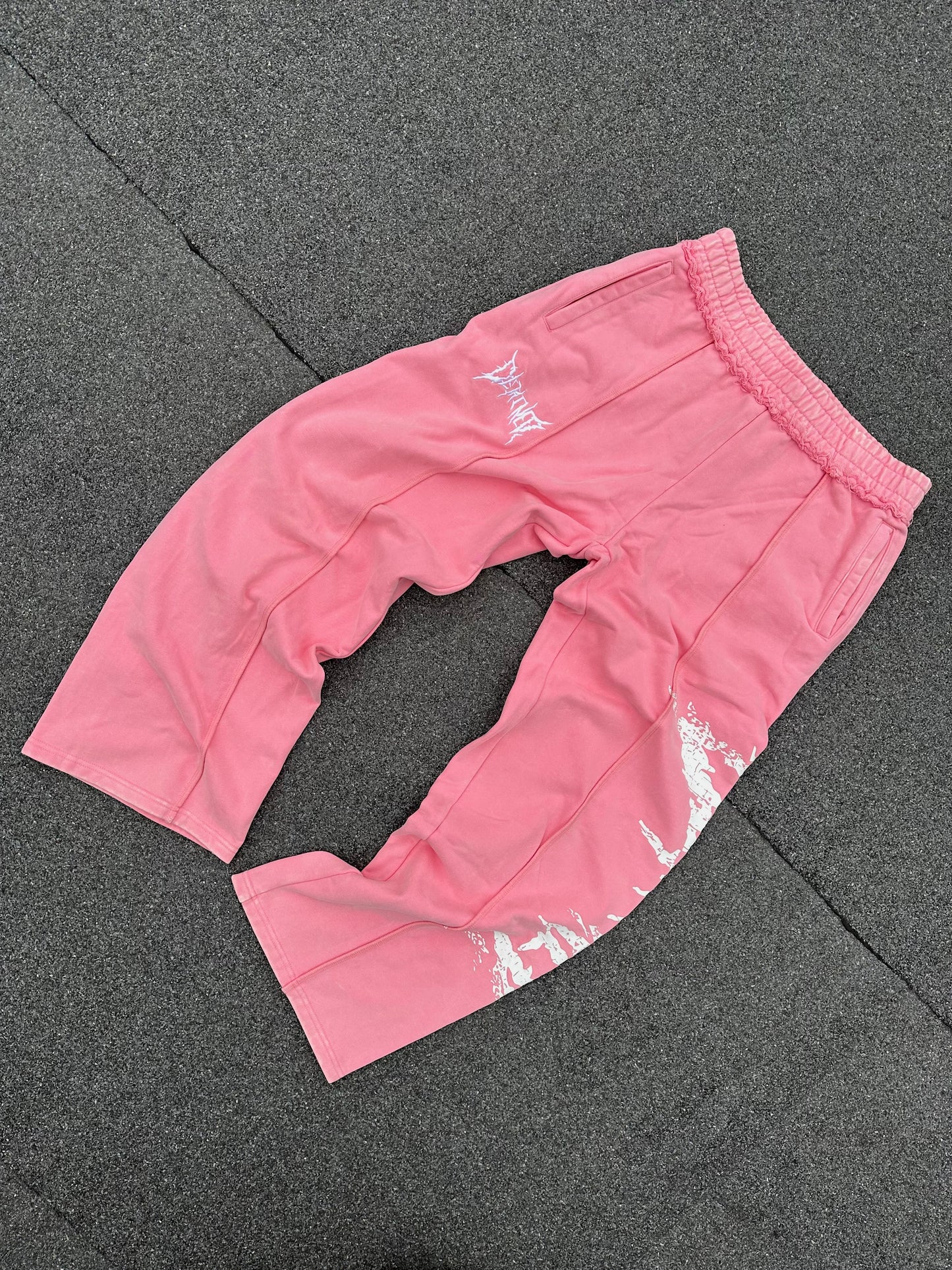PINK CRACKED LOGO PANTS